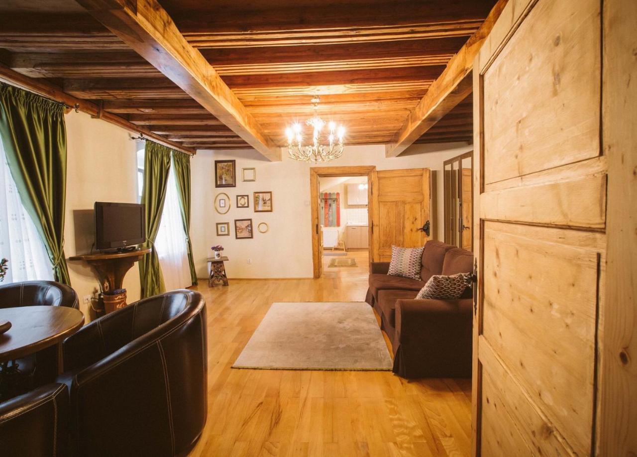Casa Schobeln Apartment Brasov Exterior photo